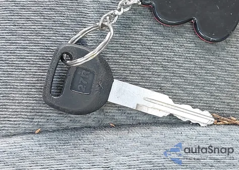 1997 Honda Accord z USA, uszkodzony, nr VIN 1HGCB5635VA037872